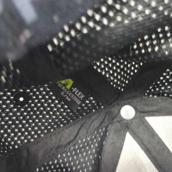 Adidas Fitted Baseball Cap Black Medium Lightweight Embroidered 6 Panel A-Flex - Picture 10 of 10